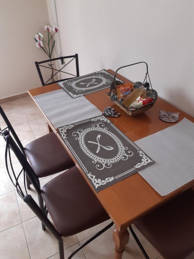 M&T Apartment Kavála Luaran gambar
